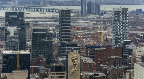 Cityscape-of-Montreal-from-Mount-Royal